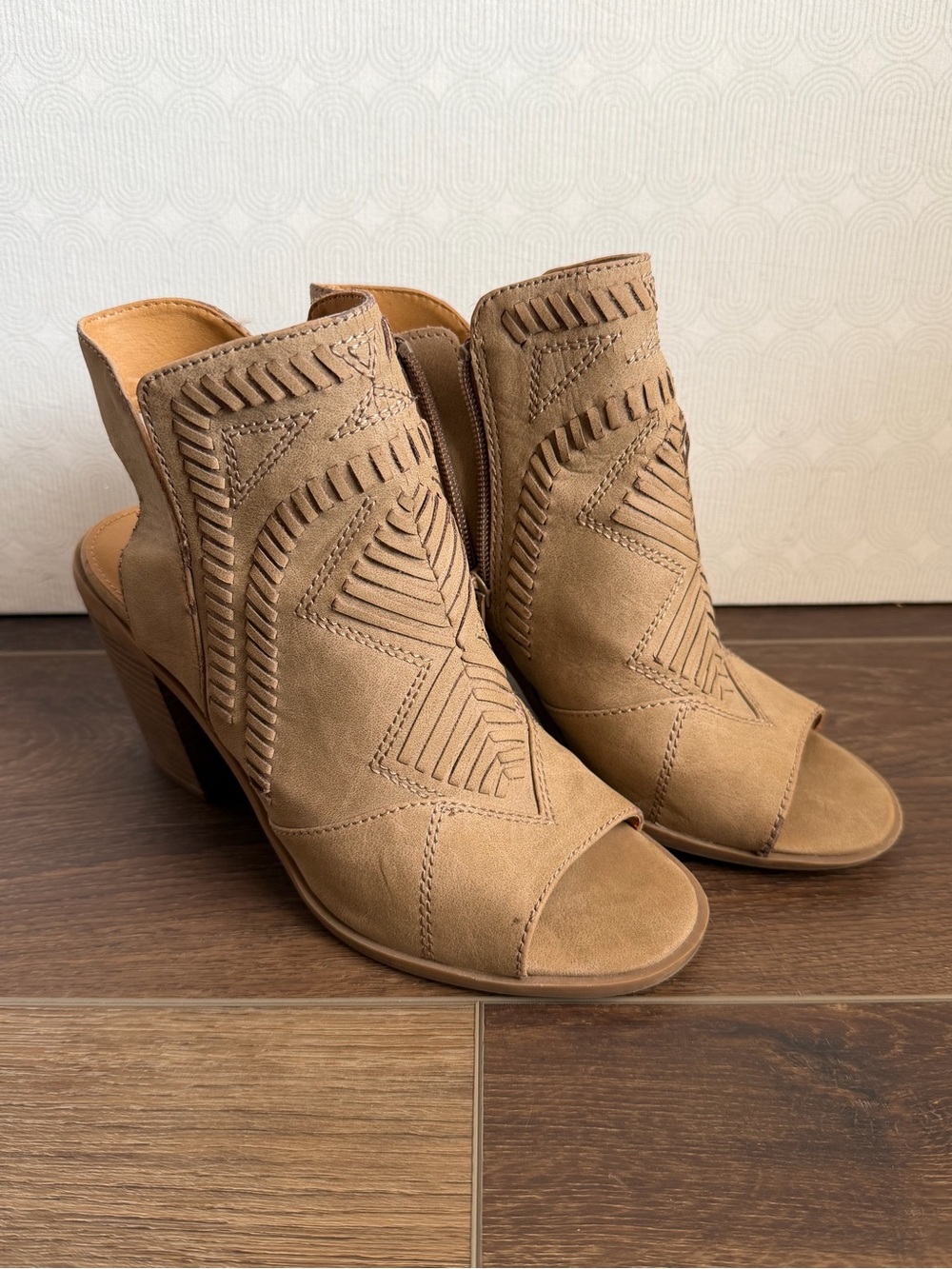 Universal Thread Tan Cutout Suede Peep-Toe Mule Heels